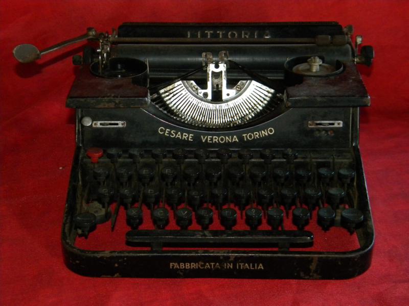 Varie - - Ruspantissima macchina da scrivere del ventennio marca littoria  n.1