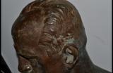 Raro grande busto in bronzo del duce Benito Mussolini  misura cm 64 x cm 35 firmato Mario Nelli  cod NEL1