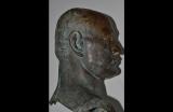 Raro grande busto in bronzo del duce Benito Mussolini  misura cm 64 x cm 35 firmato Mario Nelli  cod NEL1